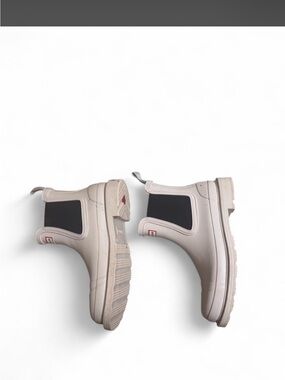 Hunter Beige and Black Chelsea Rain Boots